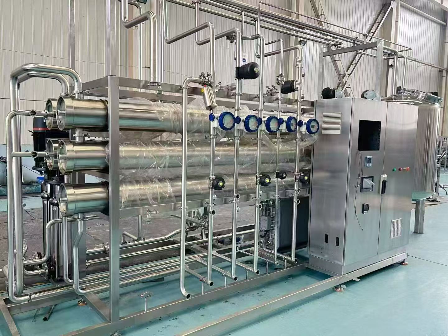 5 tons of stainless steel industrial water treatment equipment, industrial water purification equipment, customized.